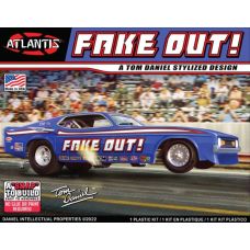 Atlantis 1/32 Snap Tom Daniel Fake Out Plastic Model Kit