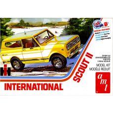 AMT 1:25 1977 International Scout II Plastic Model Kit
