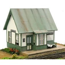 Banta Models HO The Depot at Donkey Corners