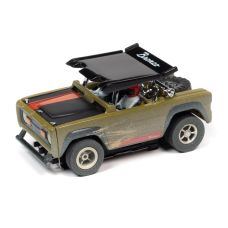 Auto World HO Scale 1971 Ford Baja Bronco Green Slot Car