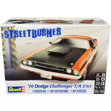 Revell 1/24 Scale 1970 Challenger 2-n-1 Plastic Model Kit RMX852596